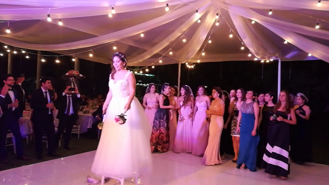 Lanzamiento de ramo