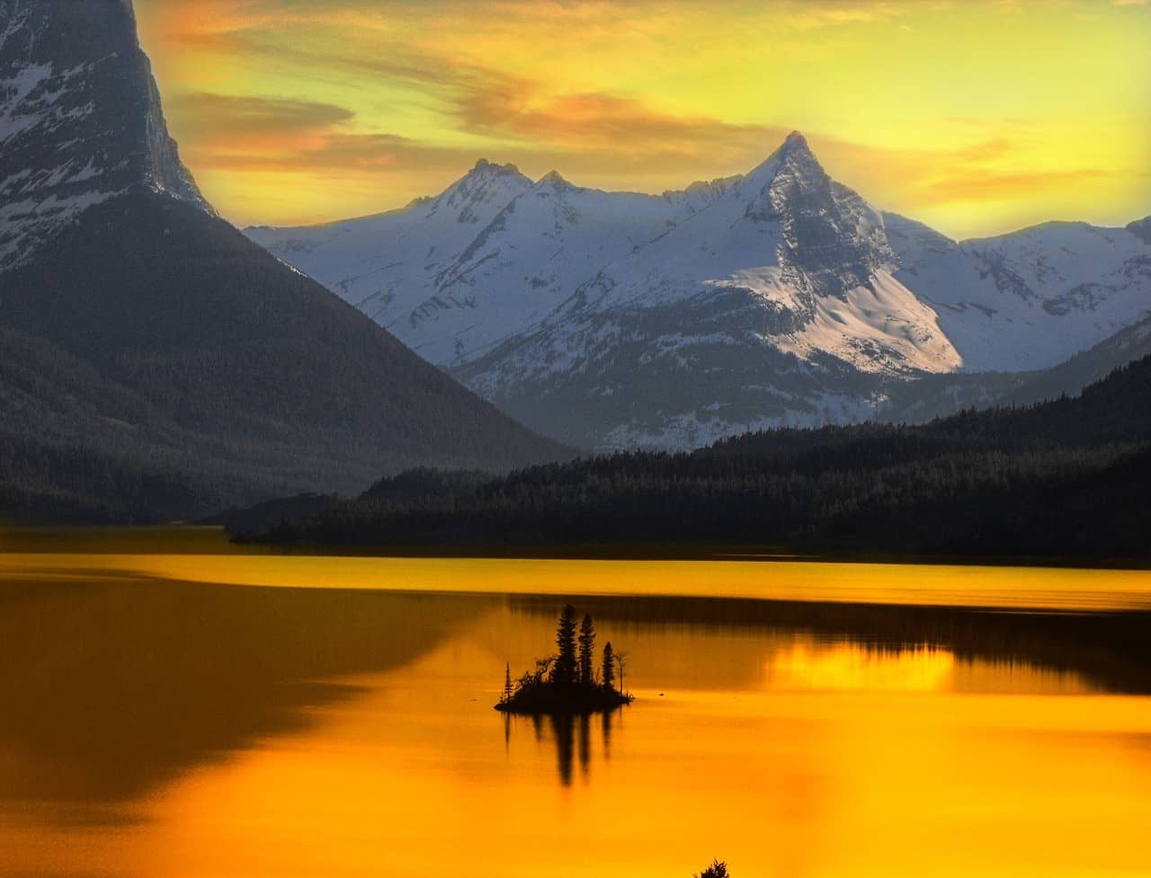 glacier bay mountains