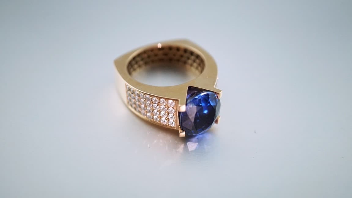 blue jewel ring