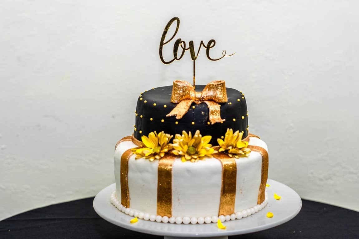 love cake bridal shower