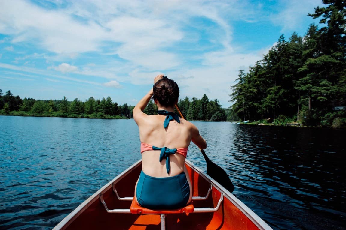 kayak woman