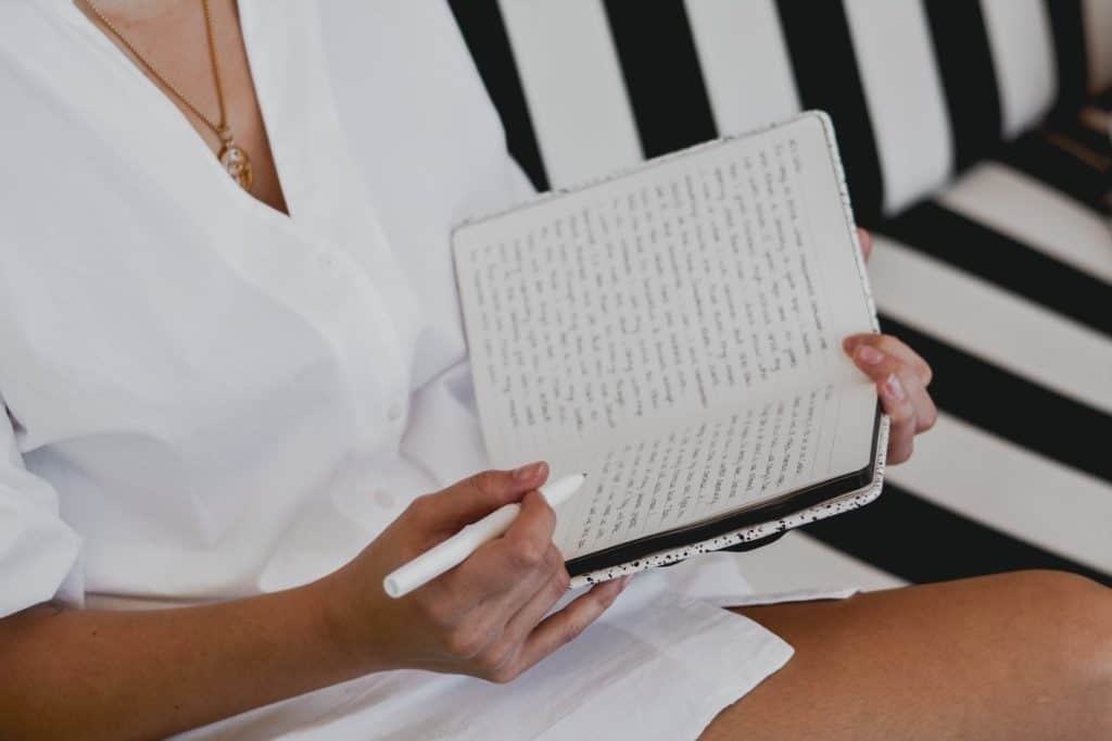 What To Write In A Letter To Your Husband On Your Wedding Day