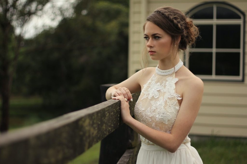 woman in a white dress