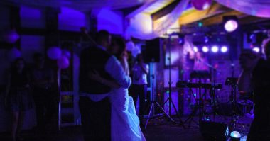 bride and groom first dance