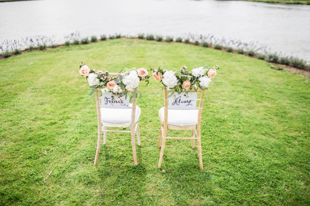 chair for bride and groom