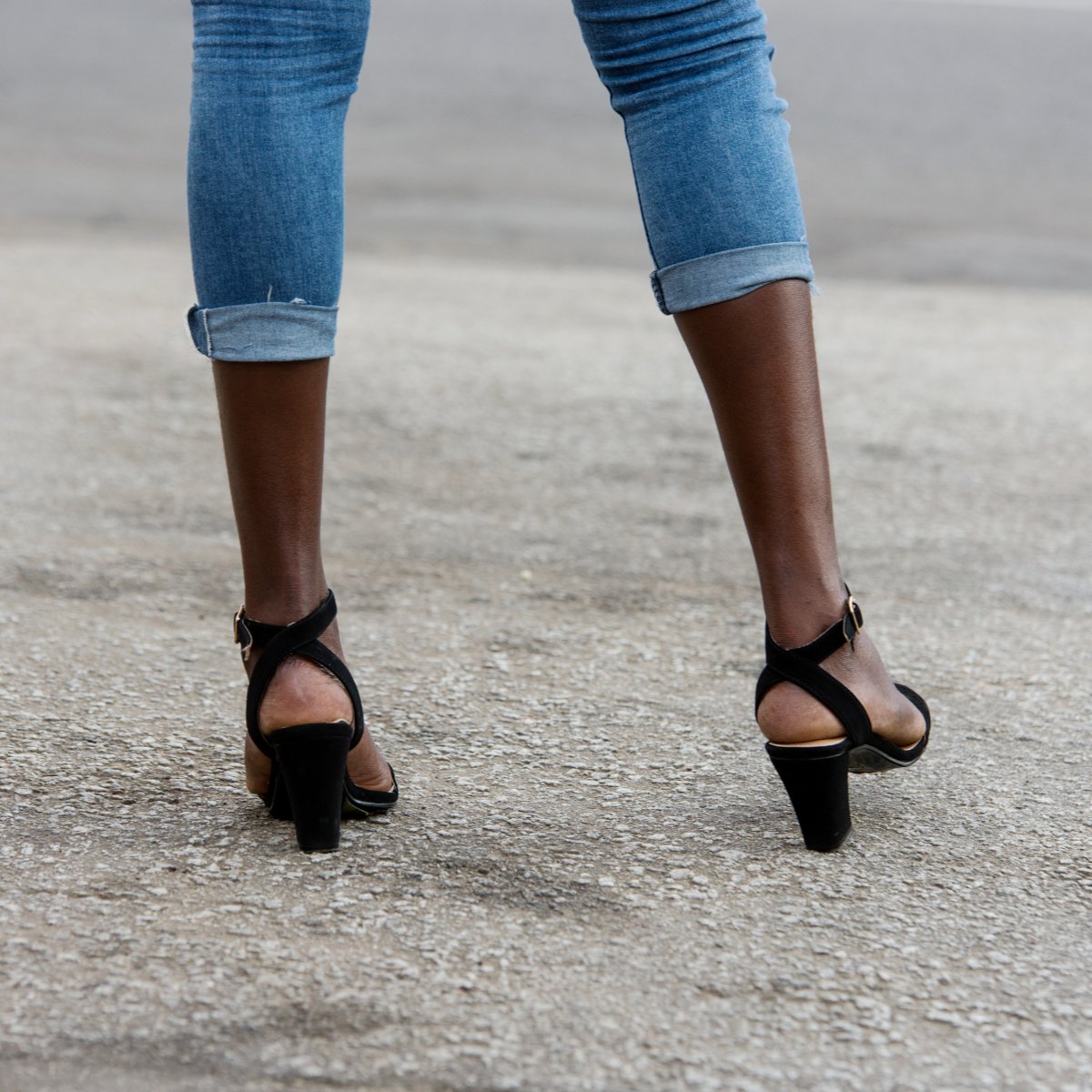 Can You Wear Jeans to a Bridal Shower? Answered