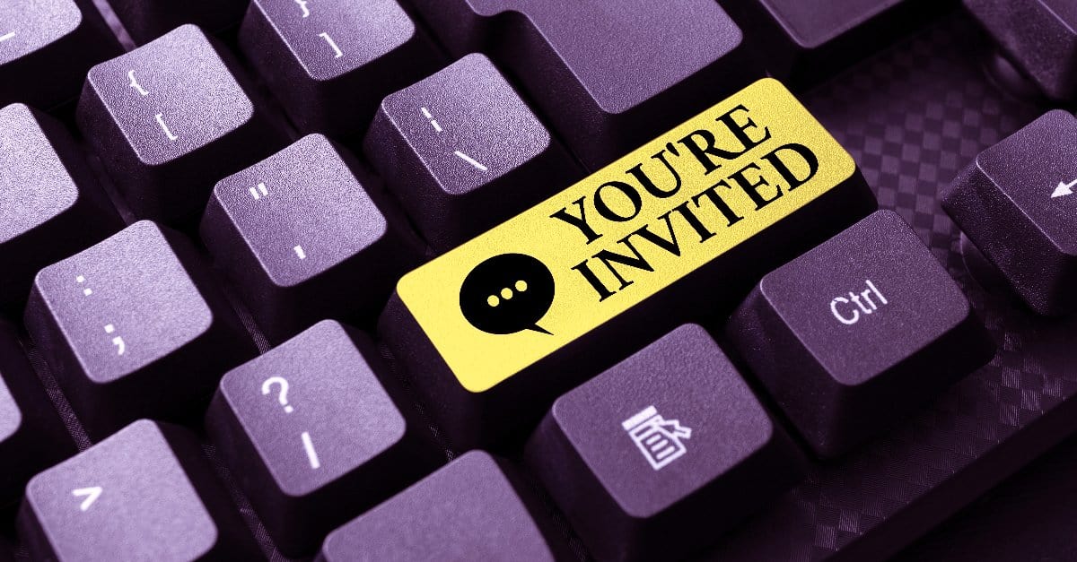 6 Classy Alternatives to RSVP Cards for Wedding Invitations