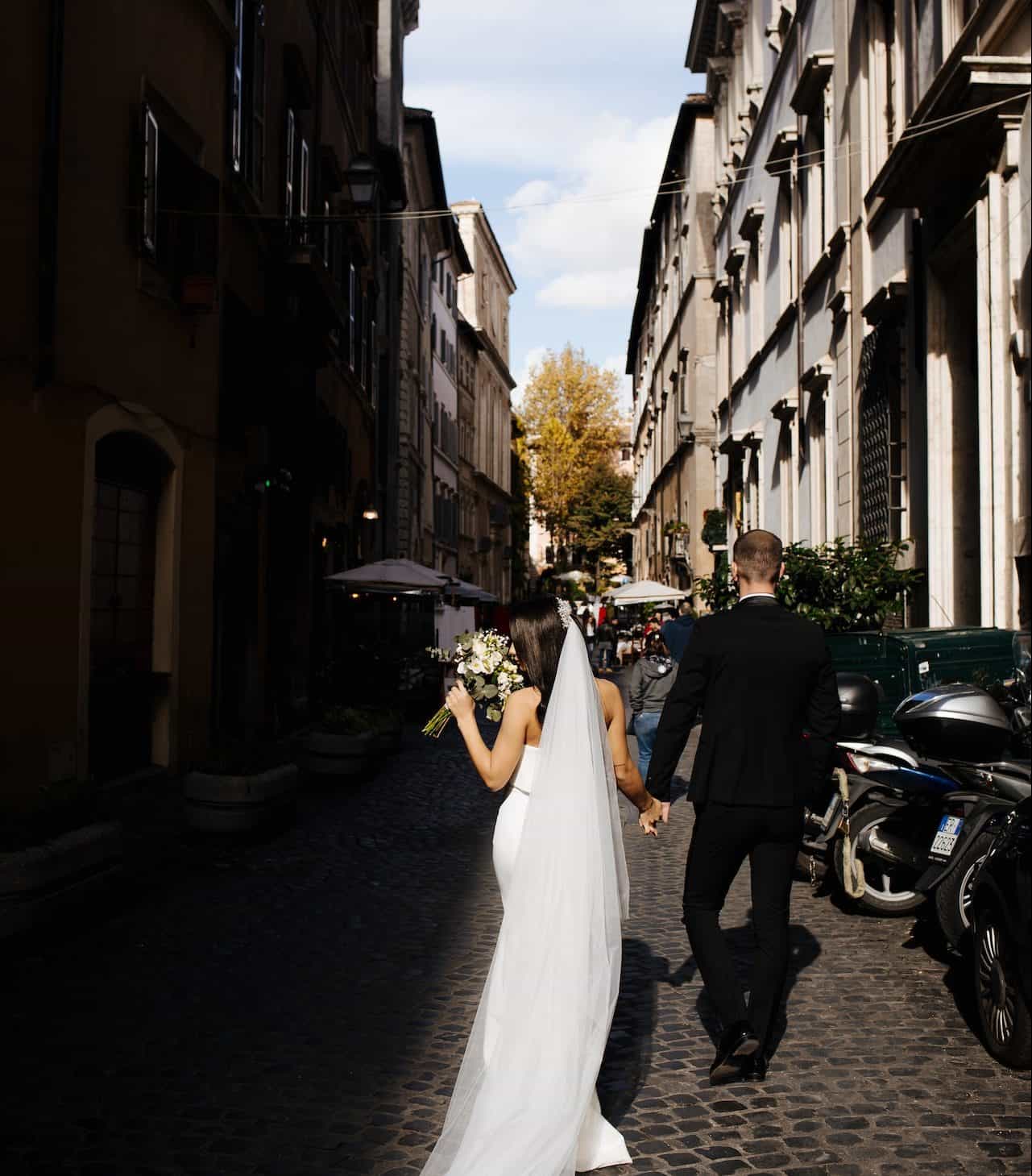 How To Plan A Small Wedding In Italy