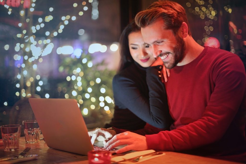 couple looking at a laptop