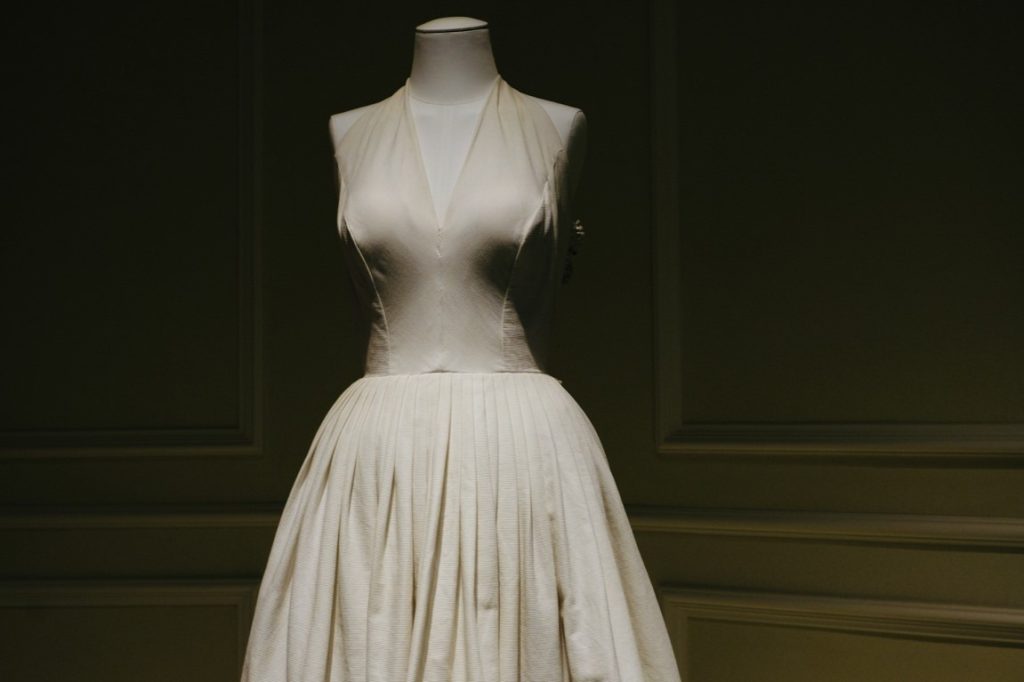 wedding dress on mannequin