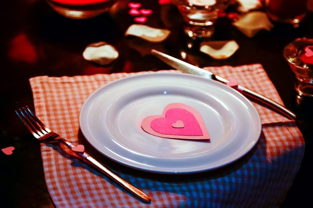 plate with heart shaped colored paper