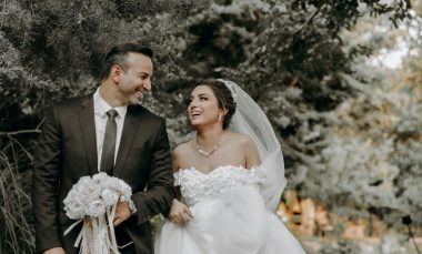 happy newlywed couple