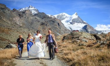 bride and family on Swiss Alps