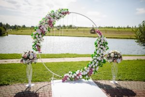 Wedding Arch Dimensions: Finding the Right Fit