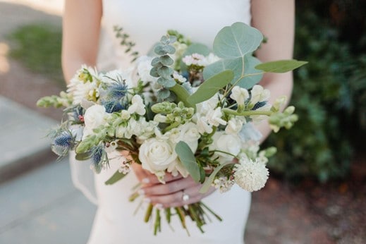 bride holding a bouquet