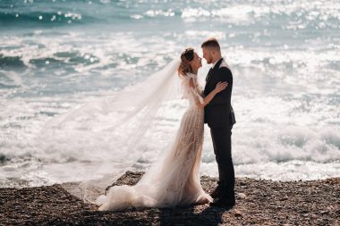 wedding couple on French Riviera