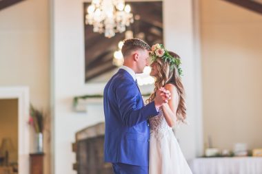 newlywed couple dancing