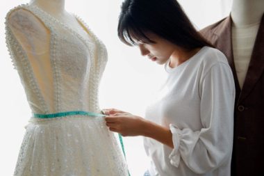 Do You Tip Your Wedding Dress Stylist? A Guide to Tipping