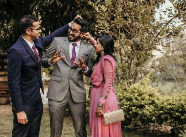 groom with his siblings